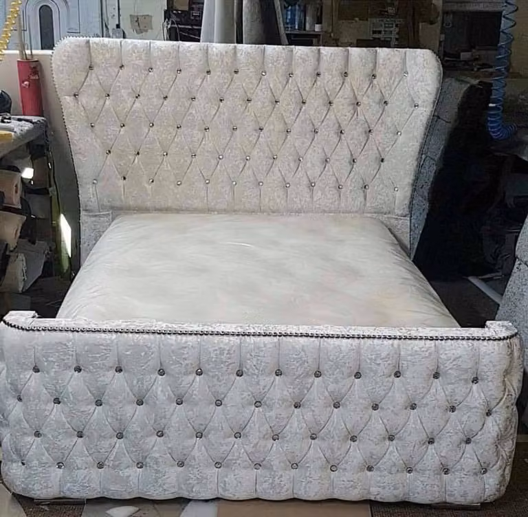 Chesterfield Bett Schlafzimmer Betten Textil 180x200cm Samt Big Hotel Betten