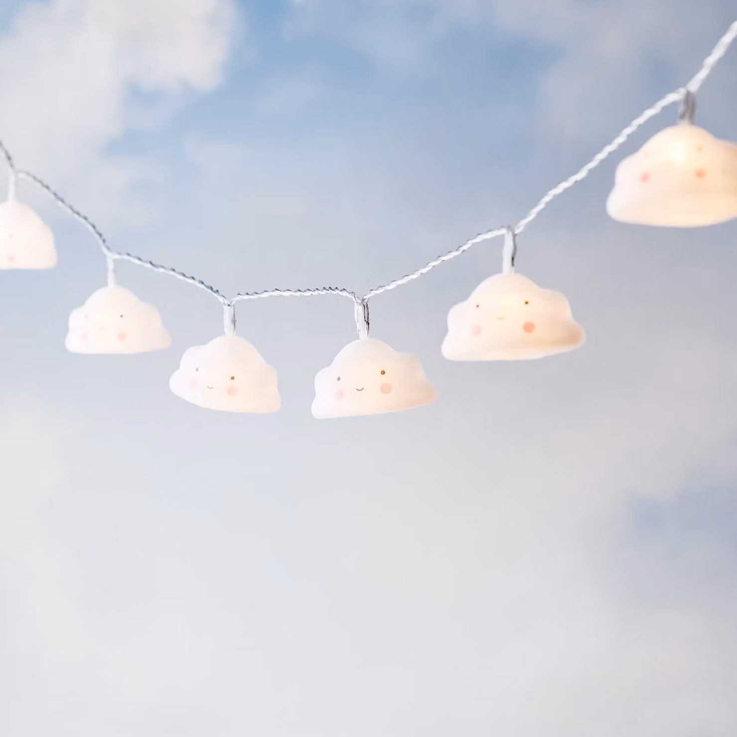 Catena luminosa a forma di nuvola, 10 LED bianco caldo, lunghezza 1,5 metri, con timer