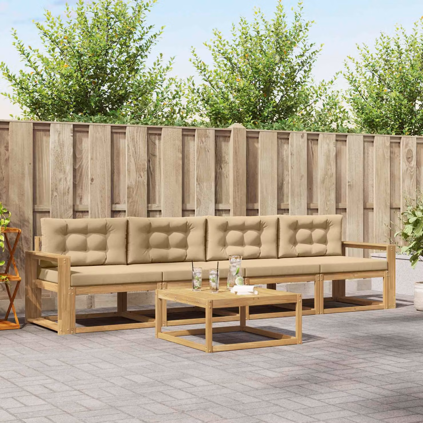 Set di divani da esterno vidaXL 4 pezzi in legno di acacia con cuscini, Bianco e Beige