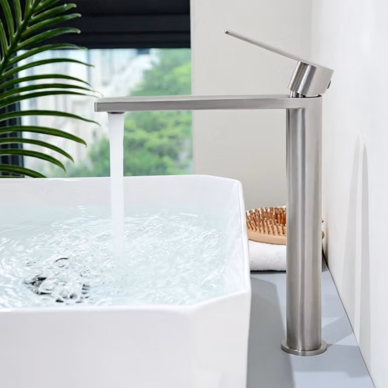 Miscelatore per lavabo, modello alto, in acciaio inossidabile, monocomando, codice prodotto 10M2OK-T