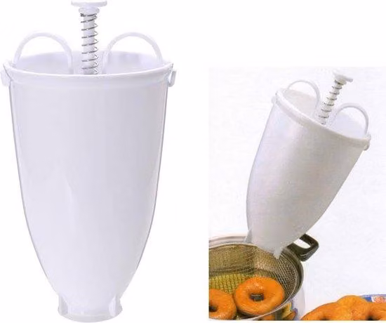 Ciambelle artigianali con distributore manuale, utensili da cucina