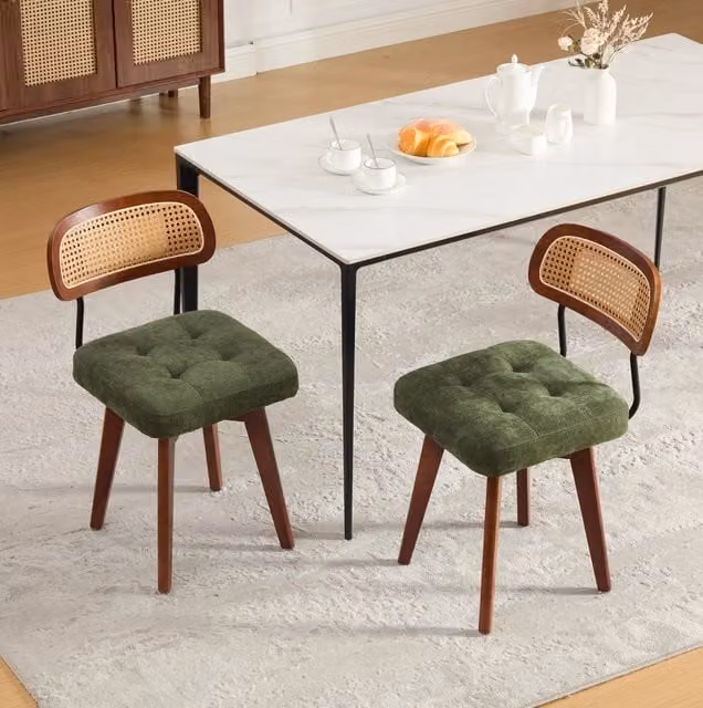Set di 2 Sedie Girevoli in Chenille 43x50x77 cm con Schienale in Rattan Verde per Sala da Pranzo e Camera