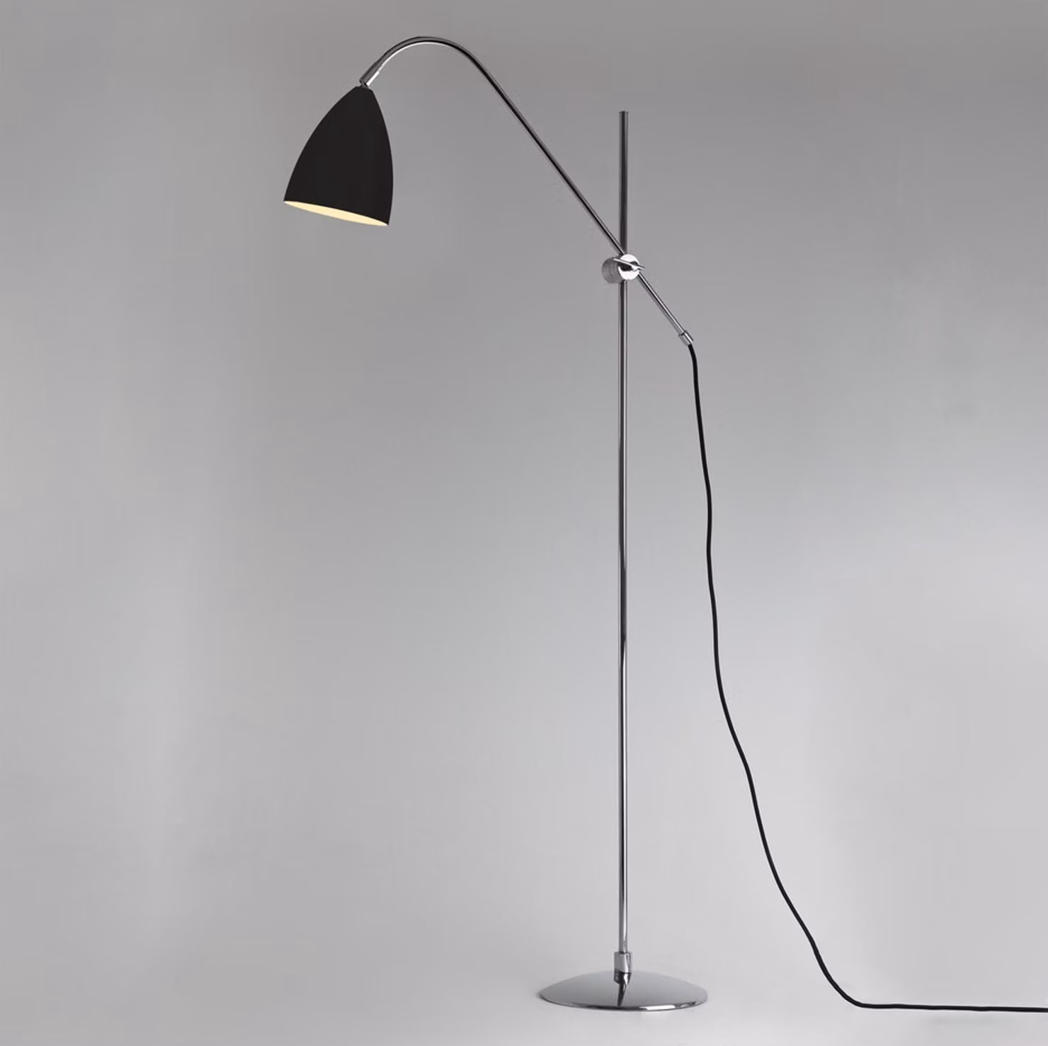 Lampada da terra Joel in metallo con braccio mobile, Variante: 12 W LED, nero opaco