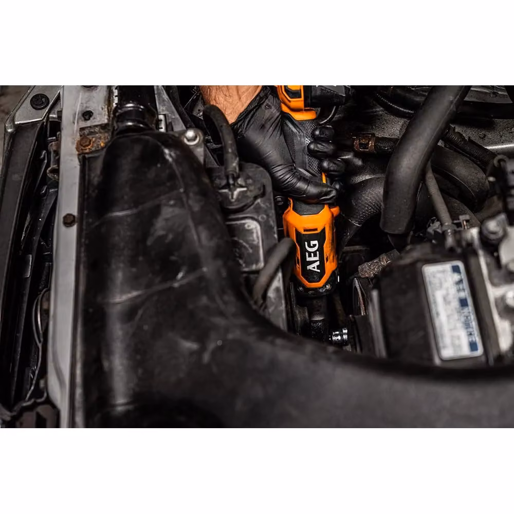 Cricchetto a batteria compatto AEG 1/2" Brushless 18V BSS18SR12BL-0 con coppia di 81Nm colore arancione – 2