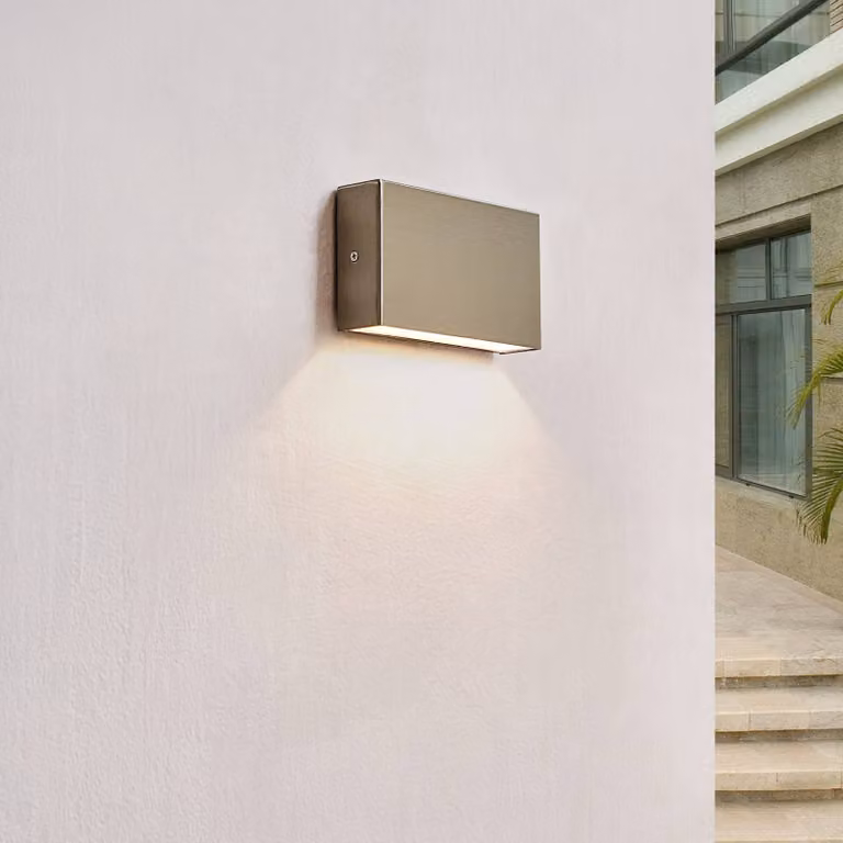 Arcchio Applique da esterno LED Karline, 530 lm, acciaio inox, IP65 Karline, Alluminio / Grigio / Zincato, Acciaio Inox, Moderno