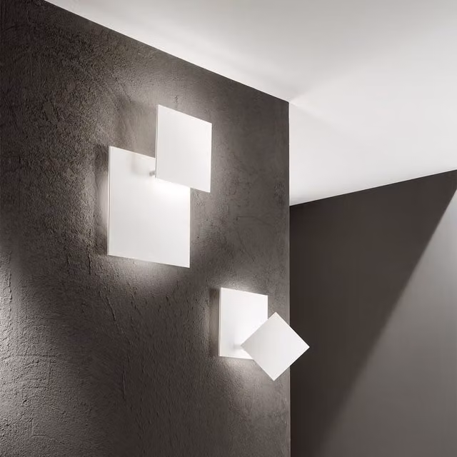 Perenz Post Plafoniera Applique LED Moderna Quadrata Disponibile in Bianco, Oro/Ottone o Marrone con Luce Bianco Caldo
