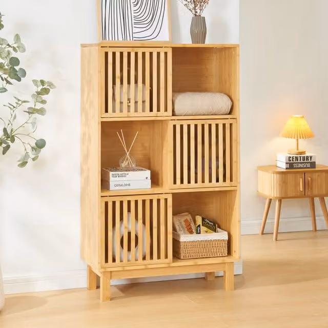 Libreria Bassa Ypäjä en.casa in Bambù con Sportelli Scorrevoli, Colore Marrone e Beige, L: 126 cm, H: 76 cm, P: 33 cm