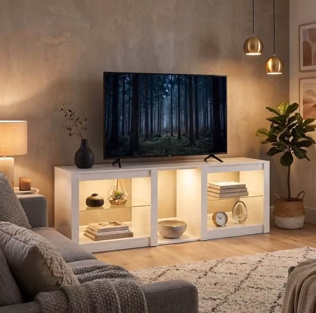 Mobile TV 160x35x52 cm bianco in legno ingegnerizzato con ripiani in vetro regolabili
