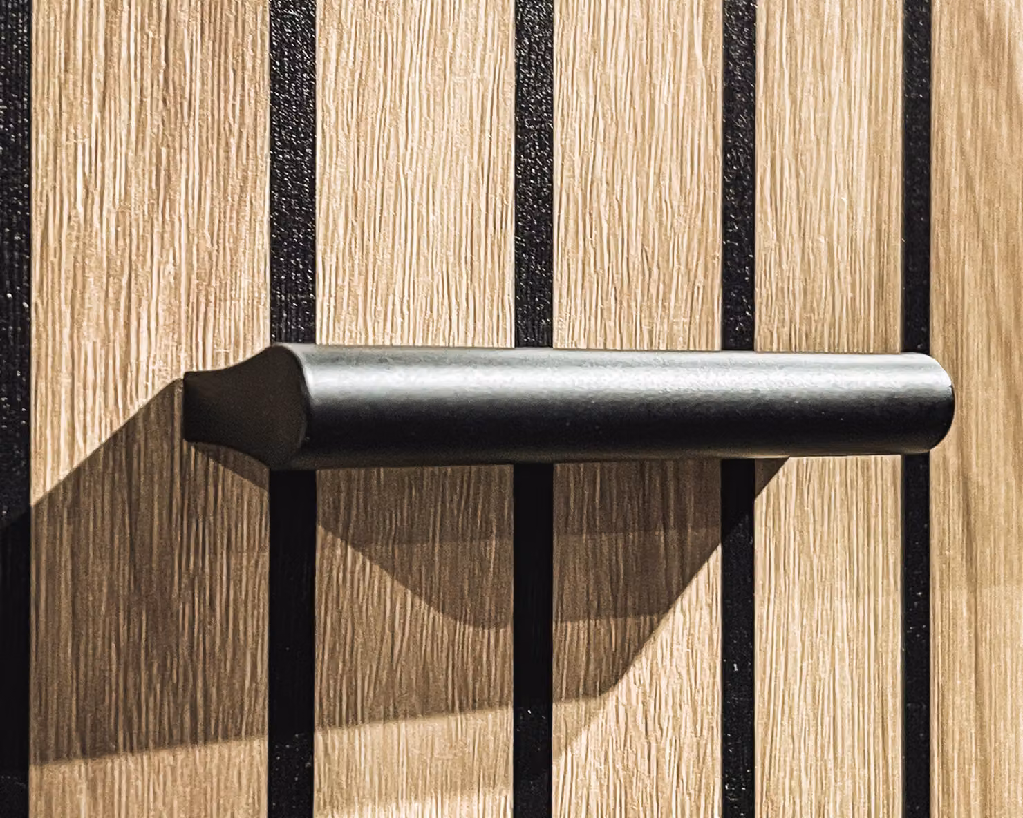 Armadio stretto DELAN - antracite / rovere artisan