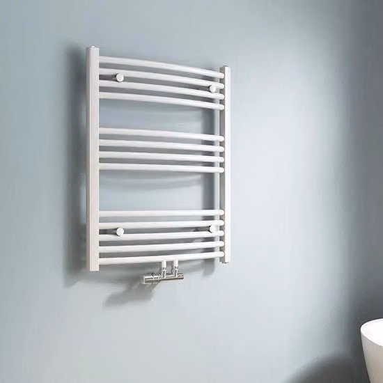 Raccordo per asciugamani Radiatore 75 x 60 cm - raccogliasciugamani per bagno con connessione centrale - asciugacapelli e acqua calda a forma di arco in bianco