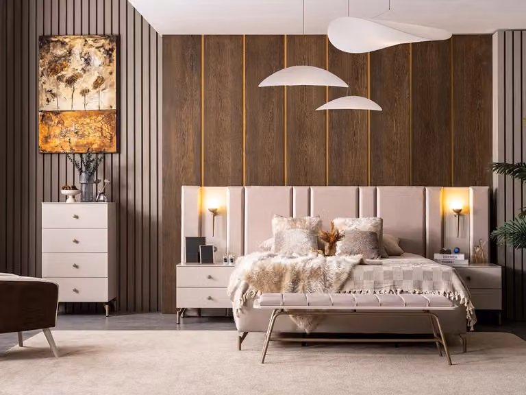 Set per camera da letto: letto, struttura del letto, panca. Design moderno, colore beige, confortevole, dal design senza tempo