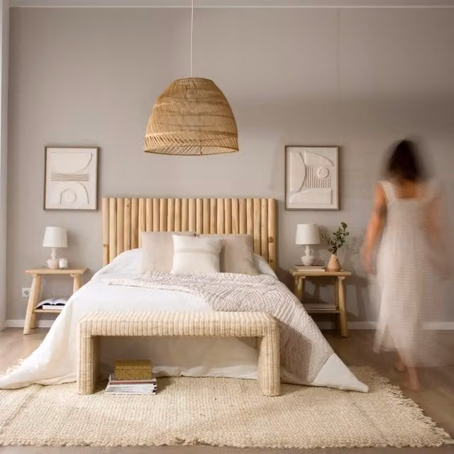 Testiera Nusa Banak in legno massiccio di teak color beige e marrone per letto da 150 e 160 cm, L: 120 cm, H: 162 cm