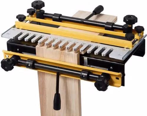 Dima per fresatrice a coda di rondine VEVOR in alluminio giallo, larghezza 140-310 mm, spessore 40 mm con fresa da 12,7 mm per lavorazione del legno