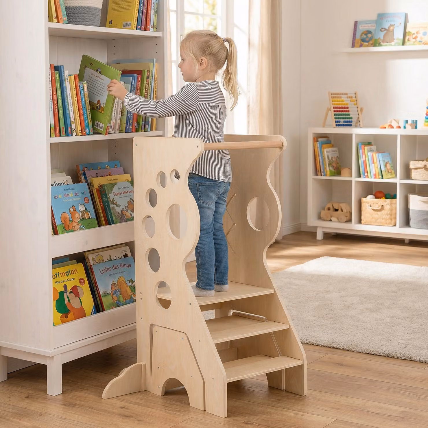 Torretta di apprendimento e sgabello 2 in 1 Costway in legno per bambini, set tavolo e sedia stile scandinavo, colore beige e marrone