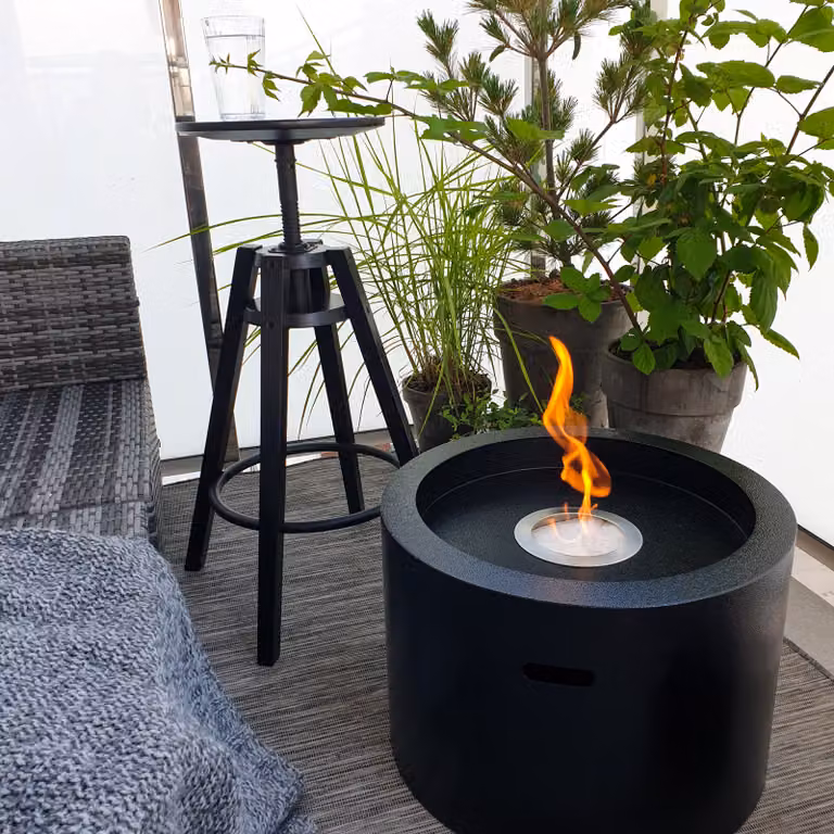Campo24 Focolare a etanolo estivo 47,5x32,5cm Bianco/Nero | Caminetto di design per interni ed esterni | Stufa a bioetanolo Caminetto da tavolo Colonna di fuoco