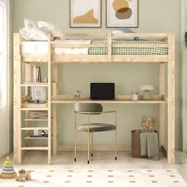 Letto a soppalco Mivray in legno di pino naturale marrone con scrivania e 4 ripiani laterali, L/P/H: 200 x 140 x 206 cm