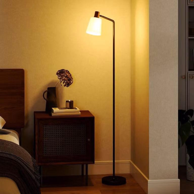 Lampada da tavolo LED Moonbite, con schermo girevole a 350°, 3 temperature di colore, interruttore a levetta, base pesante, plastica, colore nero