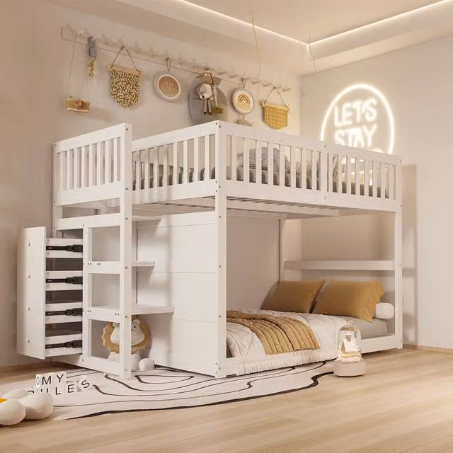 Letto a castello basso bianco in legno con scomparti portaoggetti 140x200 cm