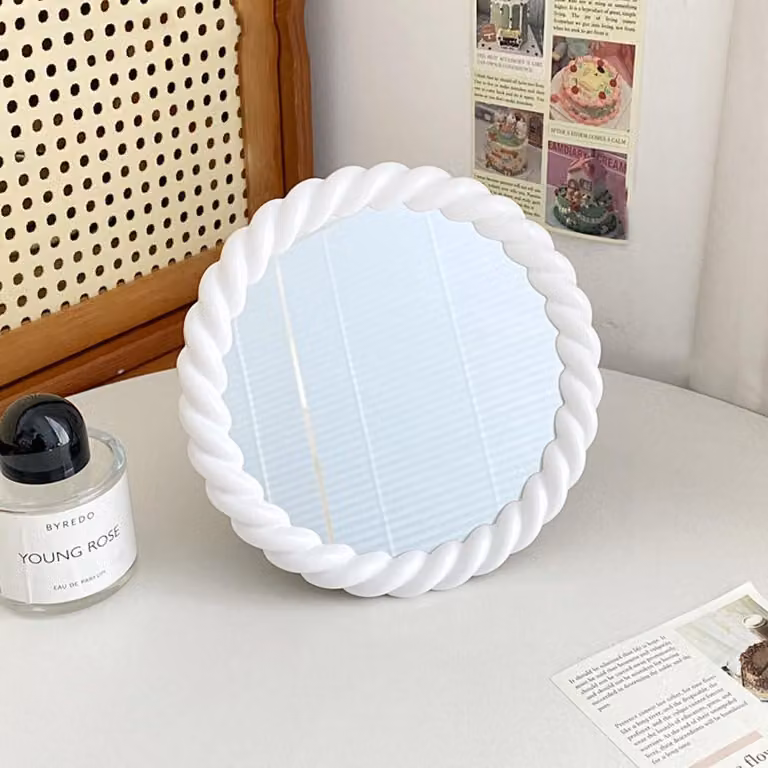 Specchio da trucco pieghevole, rotondo, bianco, 19x19 cm, ideale per viaggi e uso domestico