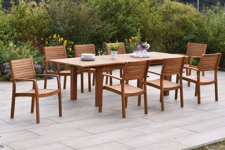 Set di mobili da giardino Merxx Batavia, 9 pezzi, 8 sedie impilabili, tavolo allungabile a doppia estensione 180 (220/260) x 100 cm - Acacia