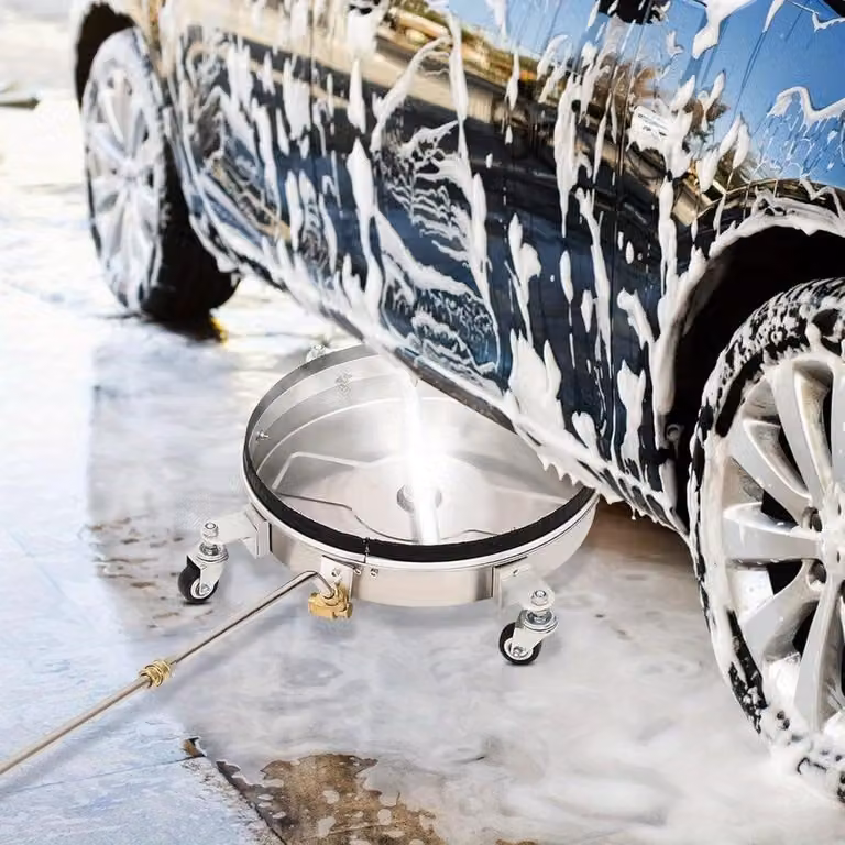 Detergente per la pulizia del sottoscocca - Detergente per la pulizia della parte inferiore - Spazzola per la manutenzione dell'auto - Accessorio per idropulitrice