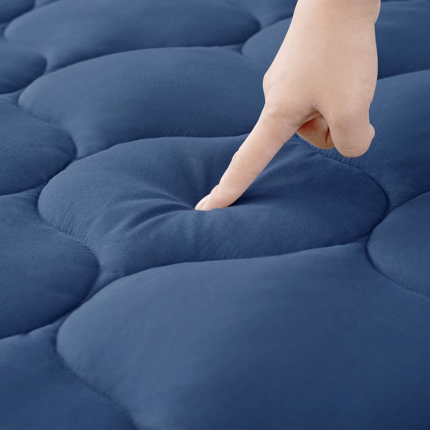 Materassino imbottito Matras, 180x200 cm - Morbido e traspirante - Blu navy