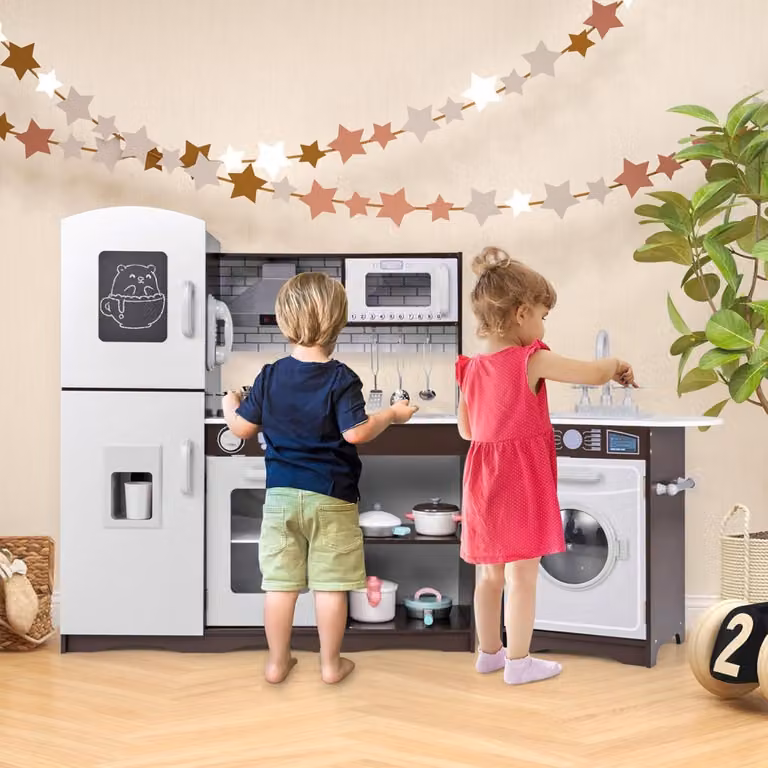 Set cucina giocattolo Costway con luci, suoni e accessori, marrone e bianco, per bambini dai 3 anni in su