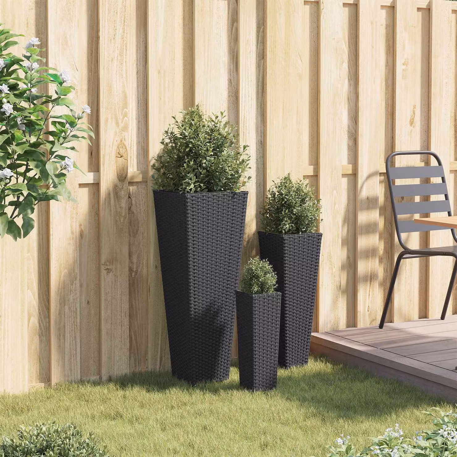 Set da esterno vidaXL composto da 3 vasi decorativi in metallo nero L/P/H: 30 x 30 x 80 cm