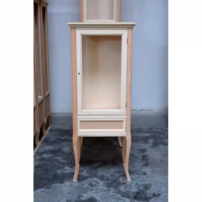 Vetrina classica Mobili 2G con 1 porta in vetro, 1 cassetto e serratura in legno marrone, L: 55 cm, P: 40 cm, H: 140 cm