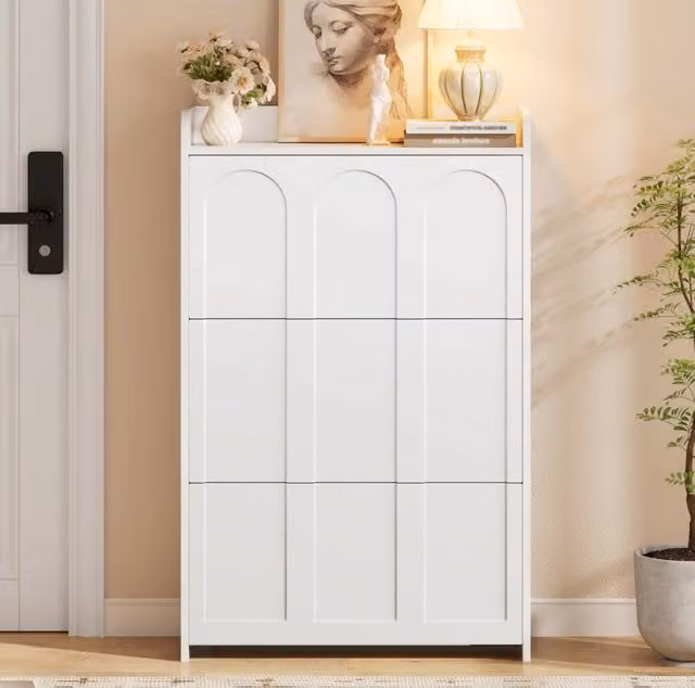 Armadio scarpe bianco in MDF 70x25x120 cm con 6 scomparti e 3 ante a ribalta