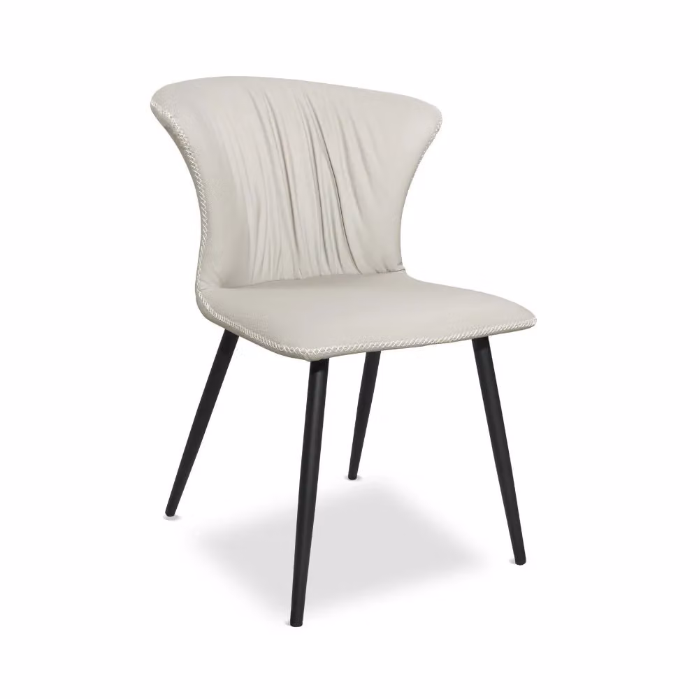 Set di 2 sedie moderne Veriaffari con schienale avvolgente in ecopelle beige e gambe in metallo nero – 2