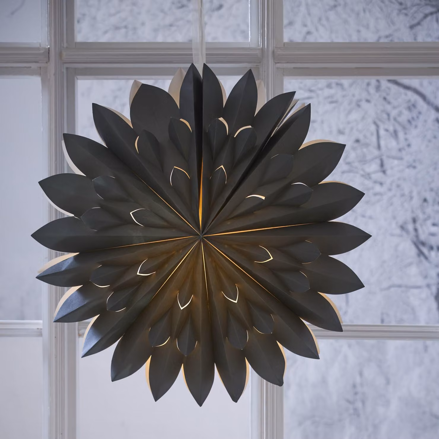 Grande stella di carta verde scuro, modello «Clipp», a più punte, con gancio in organza, Ø 60 cm