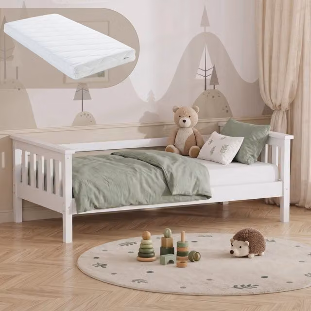 Letto per bambino en.casa in legno di pino con materasso ipoallergenico in schiuma fredda, design moderno con testiera e pediera, Bianco, L/P/H: 140 x 70 x 50 cm – 1