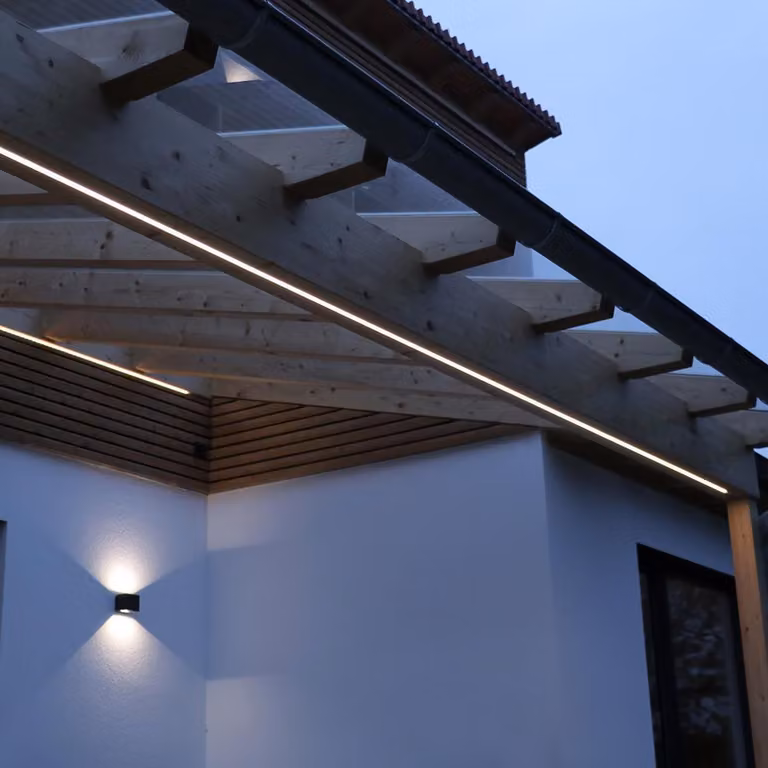 DOTLUX Striscia LED 48W 10mm 5000K IP66 Rotolo da 5m incl. cavo di collegamento da 15cm su un lato