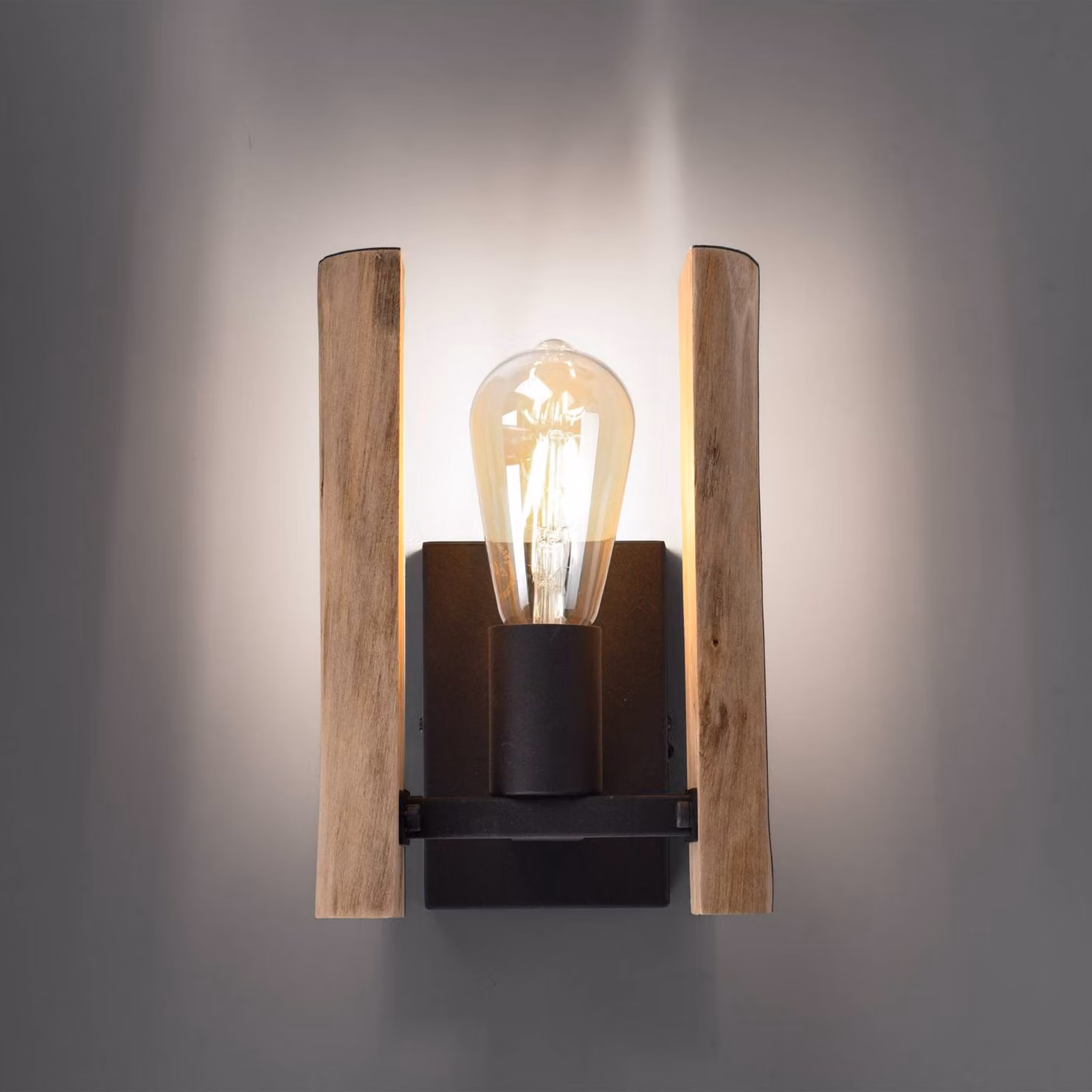 JUST LIGHT. GmbH Applique Log, dimmerabile, Legno chiaro, Soggiorno / Sala da pranzo, Alluminio, Campagna / Rustiche, Applique