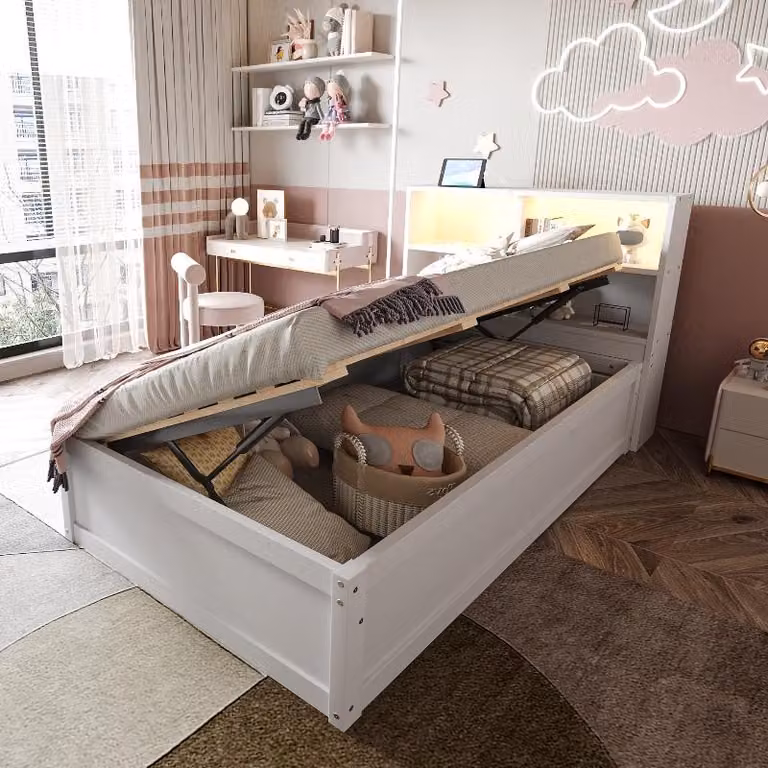 Divano letto 90x200 cm in legno di pino bianco, con striscia LED, presa multipla e 4 vani portaoggetti, ideale per piccoli spazi