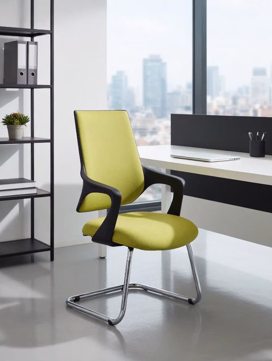 Sedia da ufficio con rivestimento in ecopelle e seduta ergonomica, di colore verde