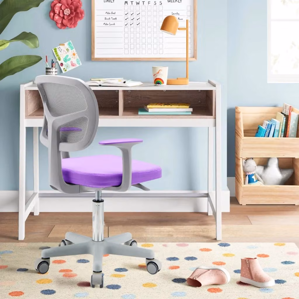 Sedia da scrivania girevole per bambini DESIGN IN, colore viola, con braccioli e ruote, H 91.5 cm x L 54 cm x P 50 cm – 2