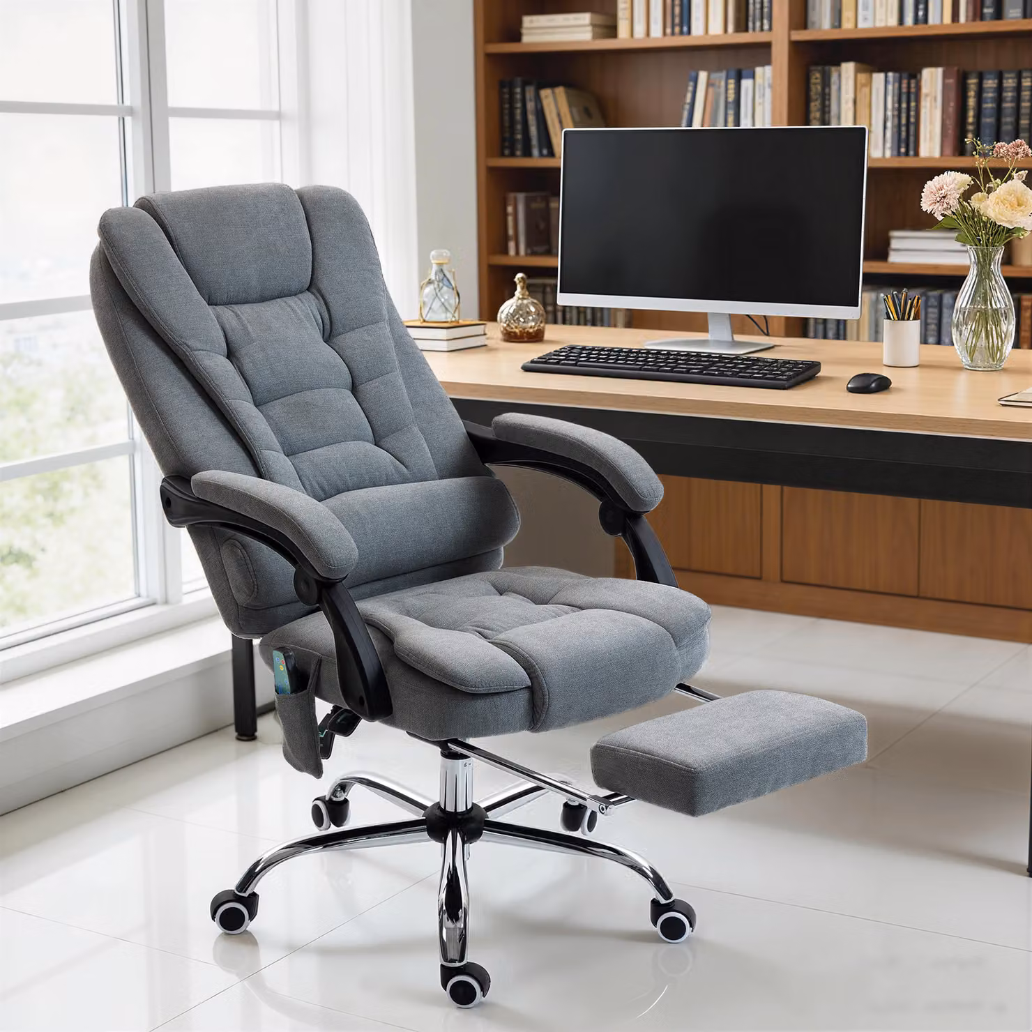 Poltrona da Ufficio Massaggiante e Riscaldante Aosom, Sedia Ergonomica con Schienale Reclinabile e Altezza Regolabile, Grigio, L/P/H: 70 x 65 x 111-119 cm – 2