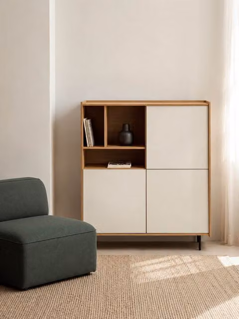 Credenza compatta Nadine Kenay Home bianca e naturale in legno e metallo con larghezza: 120 cm – 1