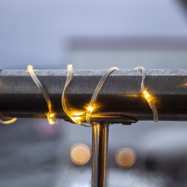 Catena luminosa a LED, modello "Dew Drop Micro", per uso esterno, luce bianco caldo, lunghezza 36 metri, cavo trasparente