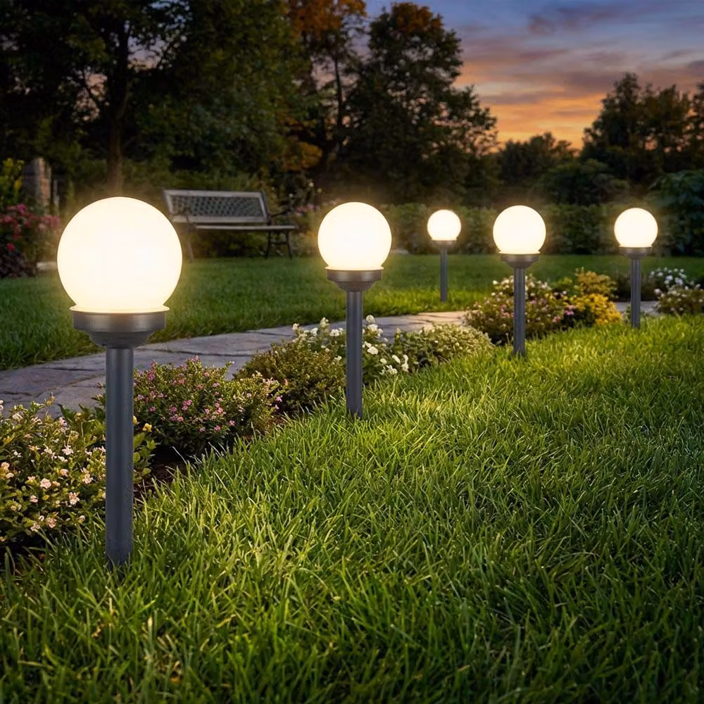 set di 5 globi solari a LED bianchi, picchetto a terra, DxH 10x38 cm
