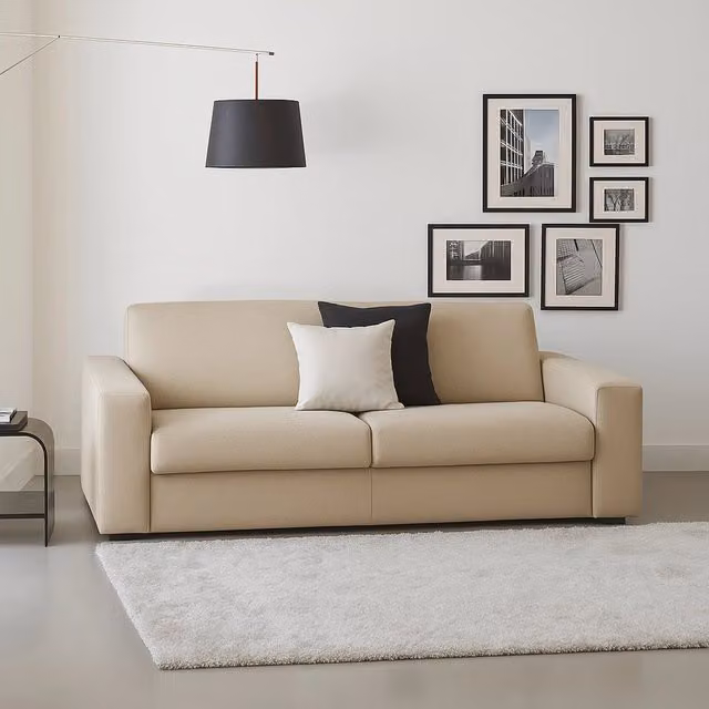 Divano a 2 posti Azzurrite Talamo Italia, Sofà moderno in tessuto beige per soggiorno, L: 180 cm, H: 90 cm, P: 95 cm