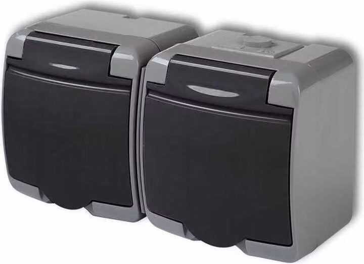 Prese multiple da incasso, modello JUNIOR, con/senza (copertura in grafite), colore grigio/grafite, grado di protezione IP54, codice prodotto 30GHE-2