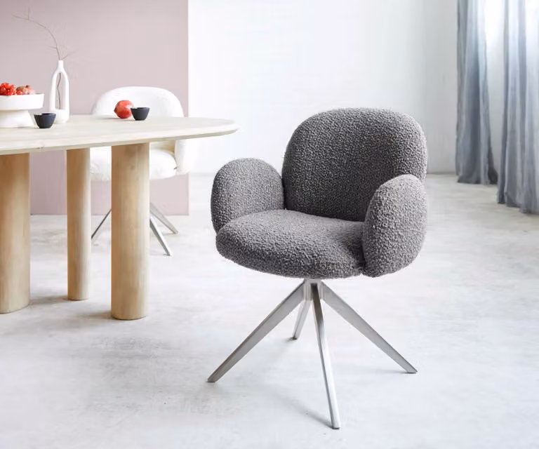 DELIFE Sedia girevole Nube-Flex con braccioli Bouclé grigio argento Base a croce larga in acciaio inox Girevole a 360° Molle insacchettate