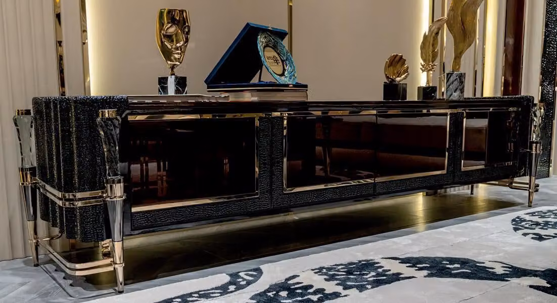 Sideboard Braun Möbel Modern Wohnzimmer Einfarbig Luxus Design Einrichtung Holz