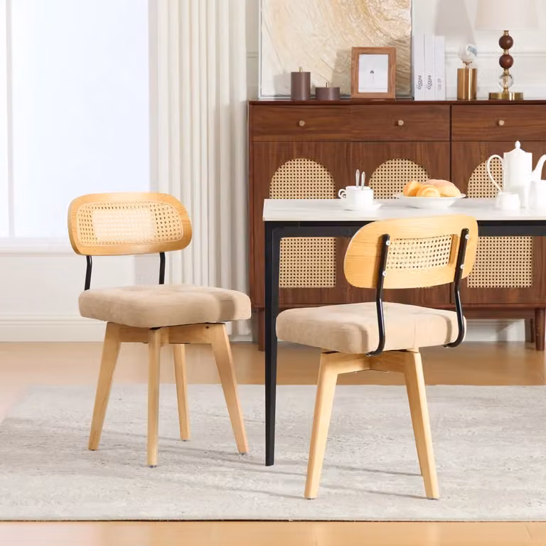 Set di 2 sedie da pranzo girevoli a 360 gradi MIVRAY in chenille beige e verde con schienale in rattan e base in metallo H: 77 cm, L: 43 cm, P: 50 cm