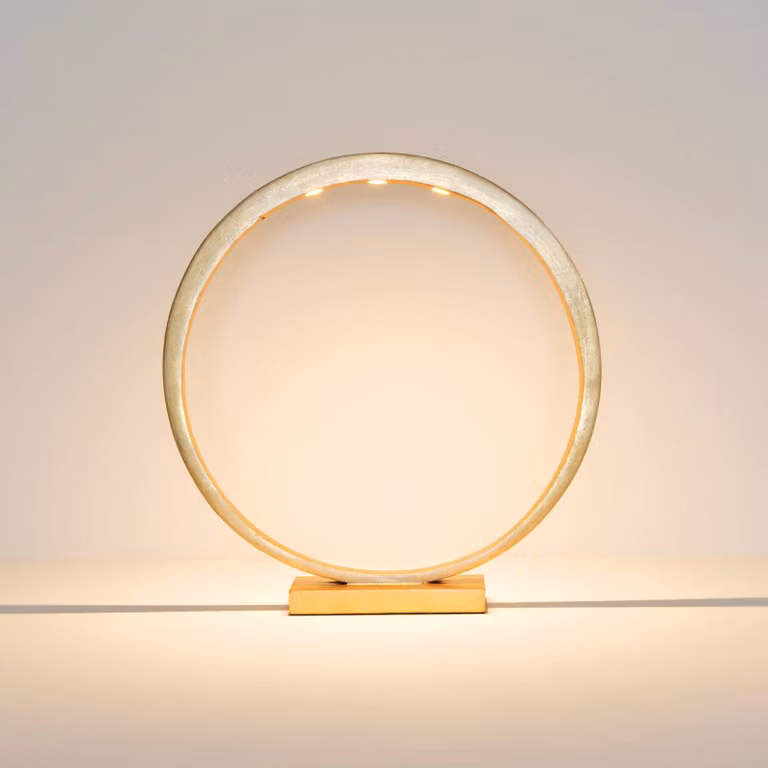 Holländer Lampada da tavolo di design Asterisco, dimmerabile, Ottone / Oro, Soggiorno / Sala da pranzo, Metallo, Design, Lampada da tavolo