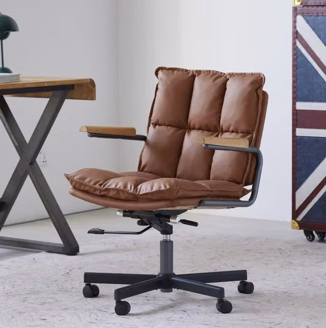 Sedia da ufficio ergonomica in ecopelle con braccioli in rovere, altezza regolabile e ruote, design mid-century moderno
