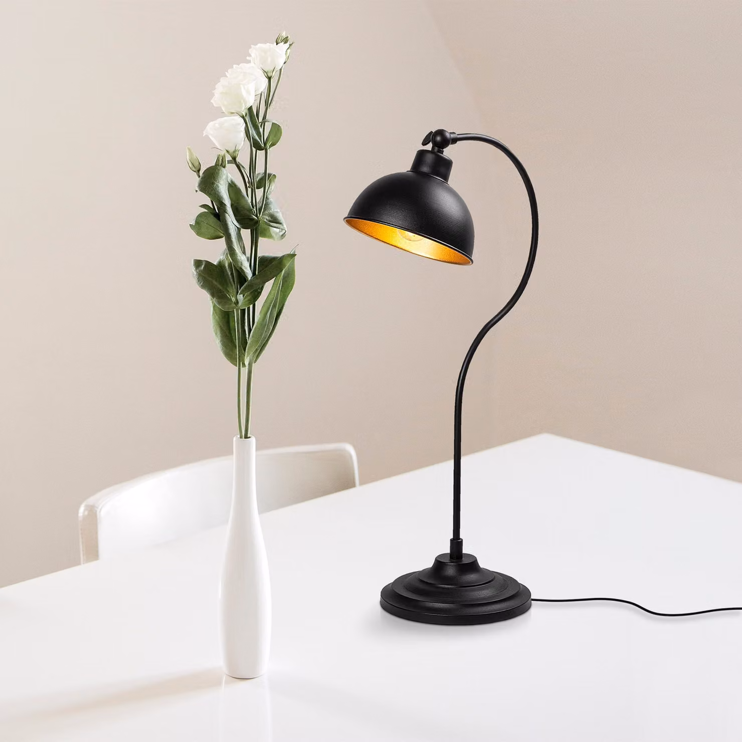Opviq, lampada da tavolo di alta qualità, nera e dorata, 19 x 29 x 58 cm | Struttura in metallo, attacco E27, max. 40 W, IP20 | Design elegante e industriale per ambienti moderni.